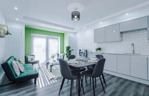 Heart Of Didsbury, Private Gated Car Park by HASS HAUS - Foto 1