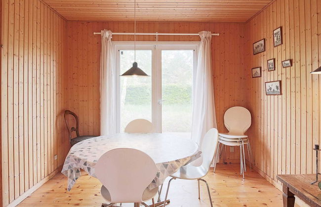 6 Person Holiday Home in Hojby - Foto 13