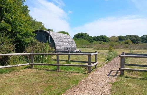 Cosy Cabins at Westfield Farm, Isle of Wight - Photo 10