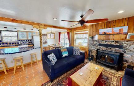 Pack Creek ~ Farm House - Photo 2