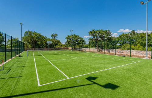 Villa Romansa Miljevci near Krka National Park - Photo 26