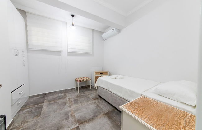 Sea View Huge Private Villa With Terrace in Bodrum - Photo 29