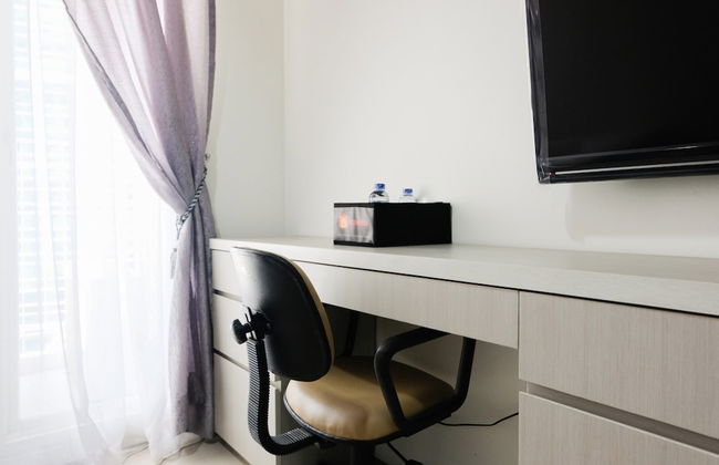Modern City View Studio Apartment at Tuscany Residences - Photo 4