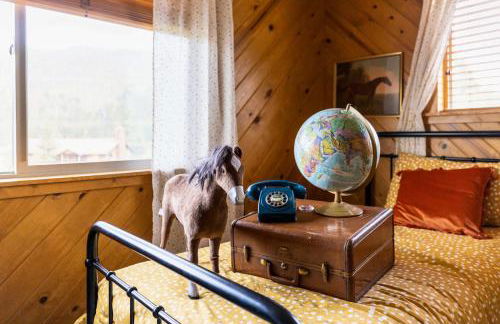 Whispering Hollow Lodge on Greer Main St! - Foto 25