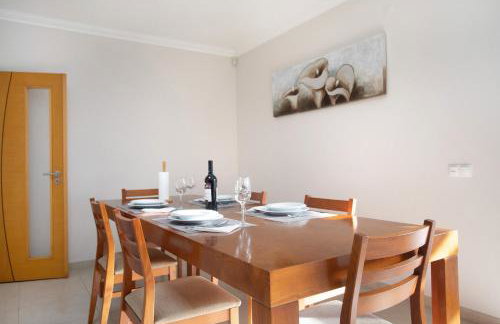 Villa Rosa com Piscina e Jacuzzi - Foto 20