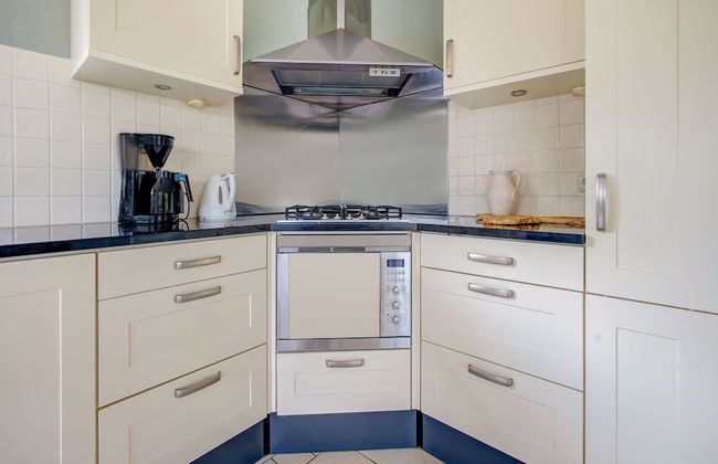 Lovely Holiday Home in Zeewolde With a Swimming Pool - Foto 2