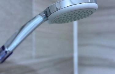 Adeluxe Home - Luxury 2 Bedroom Entire House with Free WiFi, Disney, Netflix and Amazon Prime Included - Foto 46