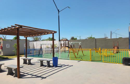 Morada Aconchegante com 2 quartos and Sofá Cama - Foto 44