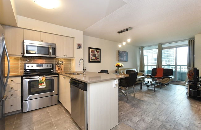 NAPA Furnished Suites & Apartments - Foto 21