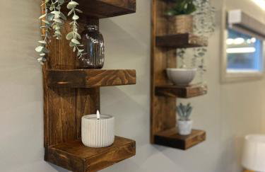 Rural Romantic Cabin-Hot Tub & Outdoor Kitchen - Foto 10