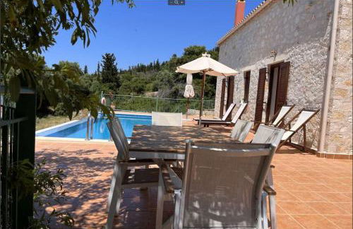 Villa Antikleia - Foto 32