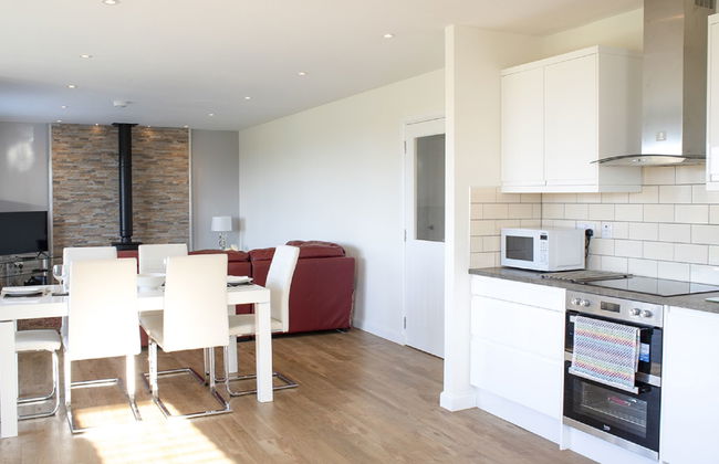 Joan's House - Photo 6