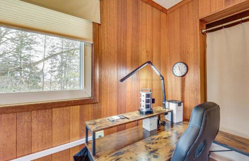 Rustic Chic Retreat 4 Mi to Kennywood! - Foto 17