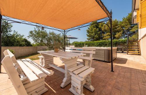 New! Holiday Home Tina with pool - Foto 46