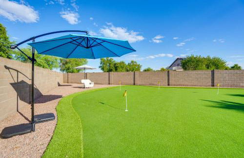 Putting Green and Pool! Peoria Home Near Sports - Foto 31