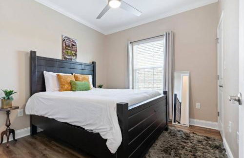 Mid-City 4BR w Pool & Balcony Near Streetcar & FQ - Foto 8