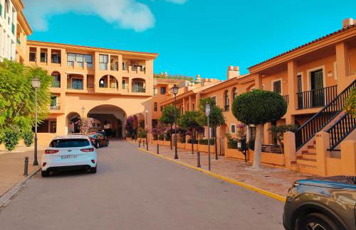 Luxury Apartments Mascarat - Photo 42