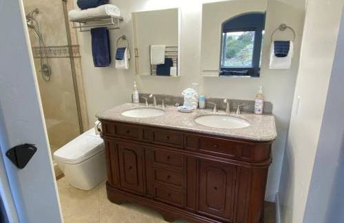 Hillside view with hot tub too - Foto 31