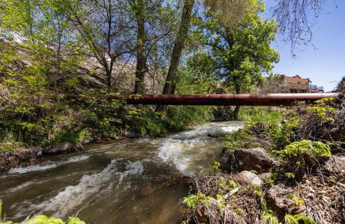 Babbling Brook Apartment - Foto 15