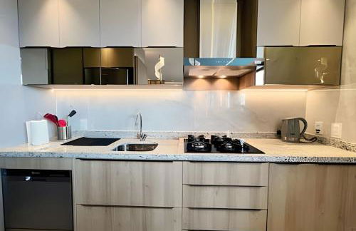 Apto 2 quartos em frente ao Shop Catuai - Foto 30