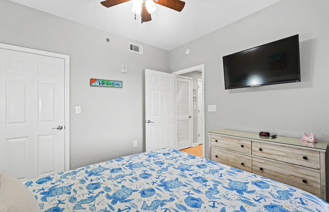 Splash Beach Resort by Book That Condo - Photo 23