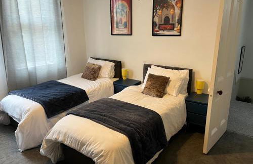 Spacious 7-Bedroom Victorian House - Foto 26