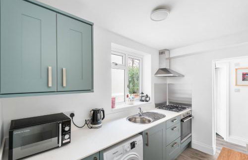 Superb location, character filled apartments by MyCityHaven - Foto 39