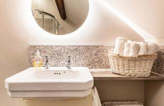 The Buttery Tan House Newland - Foto 38