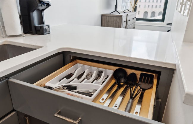 Placemakr Downtown Pittsburgh at The Pennsylvanian - Foto 22