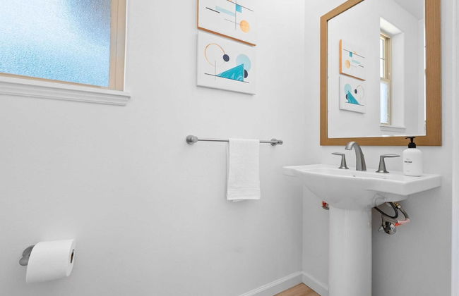 Ocean Views, Modern New Build, Yard 10min to Beach Ocean Escape by Avantstay - Foto 28