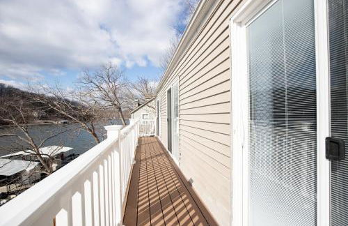 Lake Life: Amazing Weekday Specials! Dock, Swim Mat, Cove Water - Foto 36