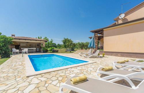 Traumhafte Villa mit Privatpool, Tischtennis, Babybett, Hundefreundlich - Photo 33