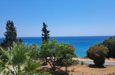 Pefkos Crystal Bay SELF-CATERED Studios and Apartments - Foto 5