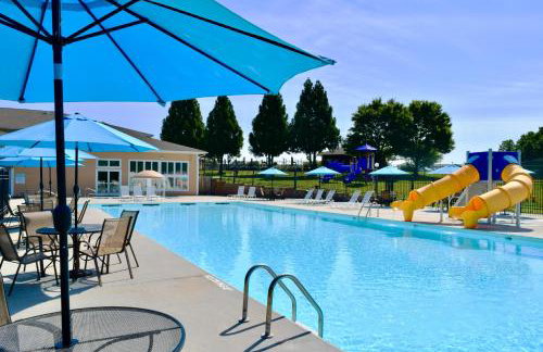 Smith Mountain Lake Retreat with Resort Amenities! - Foto 23