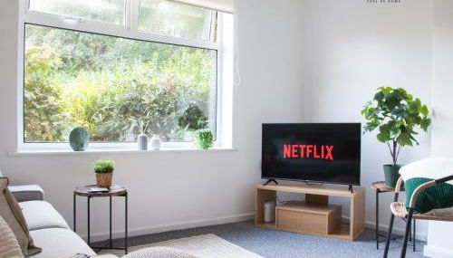 Spacious 7-Bed Home for Contractors & Families in St Helens - Foto 2