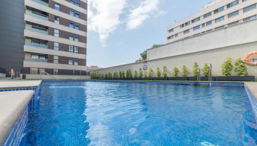 La Serna Premium Center - Photo 4