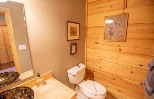 Blue Ridge Mountain Log Cabin - Views - Fireplace - River Access! - Photo 20