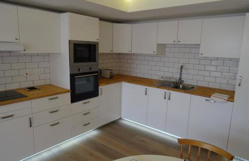 Bakewell Riverview - Photo 5