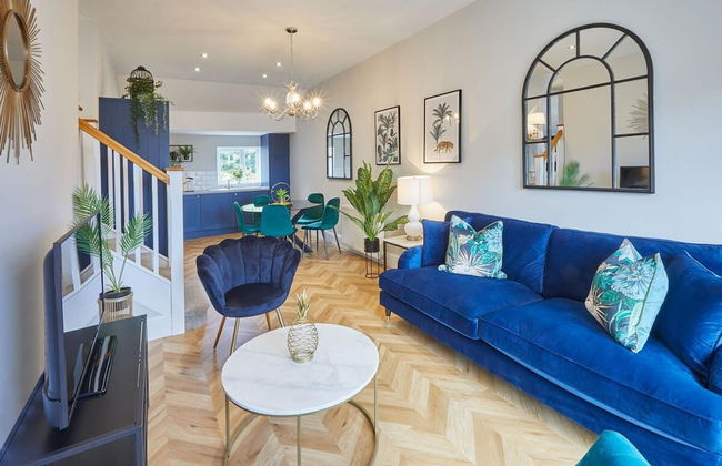 Host Stay The Penthouse at Prospect Hill Apartments - Photo 1