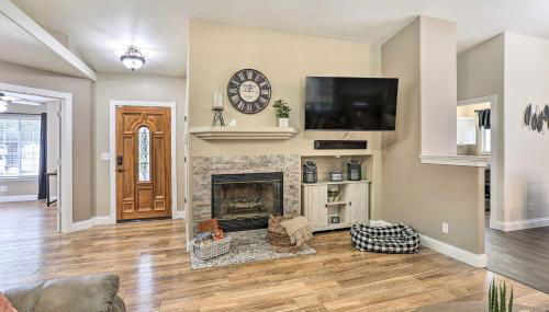 Redding Home with Patio Near Fishing! - Foto 2