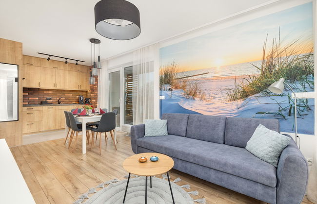 Coast Apartment With Balcony by Renters - Photo 22