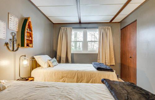 George Lake Views and Access! Family Condo By Trails - Foto 18