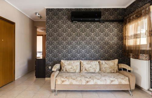 Home In Epanomi - Photo 18