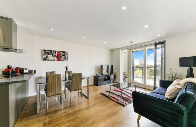 Luxury 2 bed Apartment in Canary Wharf - Free Wifi - Foto 9