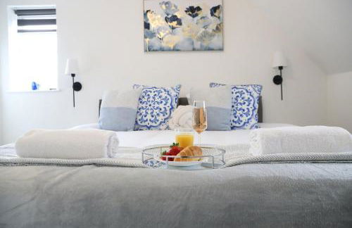 Elegant & Serene 3-BR Retreat Minutes from Heathrow Airport-London- Slough central-Legoland-Ascot-Windsor for Contractors-Families-Relocators-Businesses - Foto 34