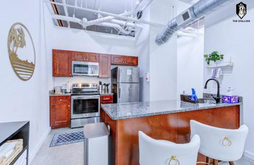 The Stallion #107 - Modern Spacious Loft in Downtown with free parking - Foto 22