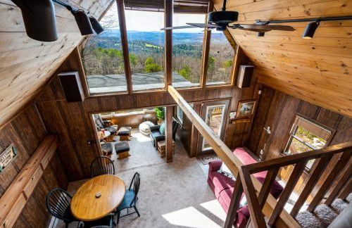 Mountaintop Views, Hot Tub, Deck, Fire Pit & WiFi - Foto 7