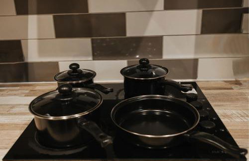 Modern Flat l Molineux 5 Min l Smart TV l WiFi l Free Parking - Foto 20