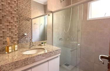 Casa inteira 2 quartos e churrasqueira - Foto 5