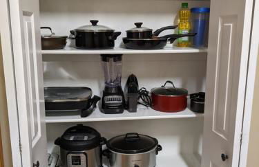 Beautiful Large Residential Home - Photo 10